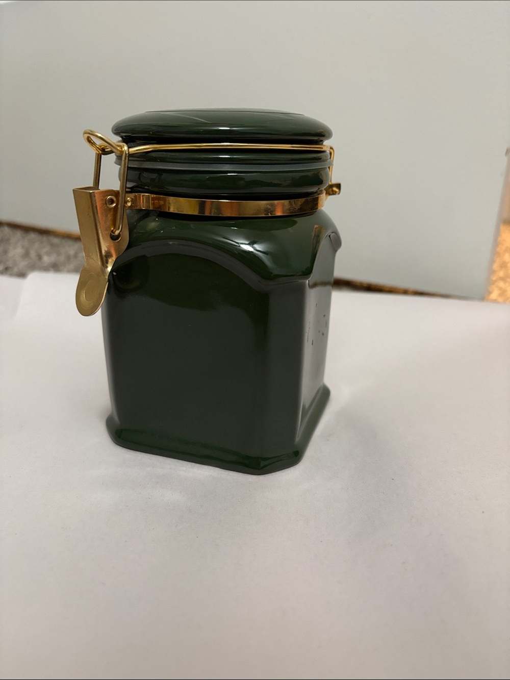 Harrods Knightsbridge ceramic tea container - Picture 2 of 5